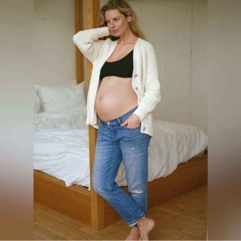 Hatch maternity boyfriend jeans distressed 24